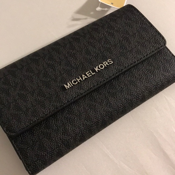 Michael Kors Handbags - Michael Kors Jet Set Travel Lg Trifold Wallet NWT